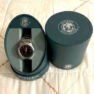 Citizen Eco Drive Women’s Silver Tone Blue & Date J810-S090595. Working.